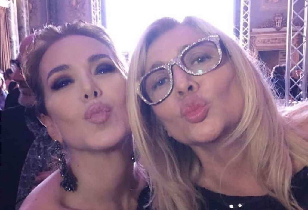 Mara Venier E Barbara D Urso Amiche Per La Pelle Sono Finiti I Tempi