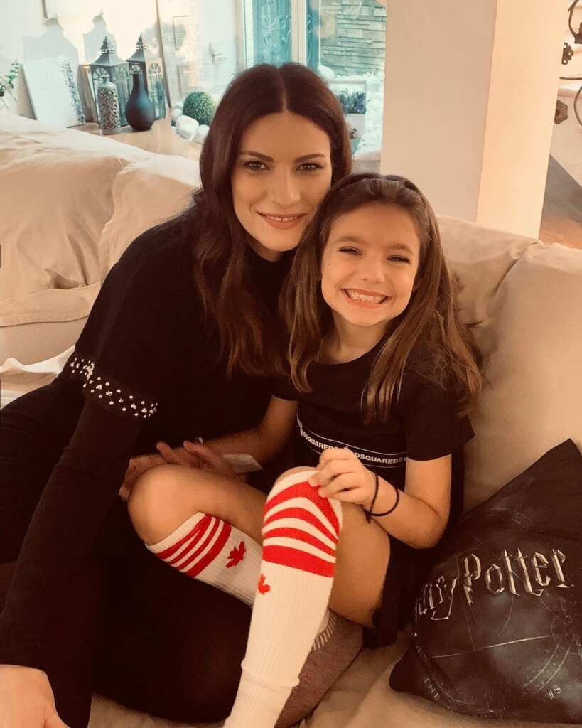 Laura Pausini Sua Figlia Paola Ha 8 Anni Ed è Identica A Lei Foto