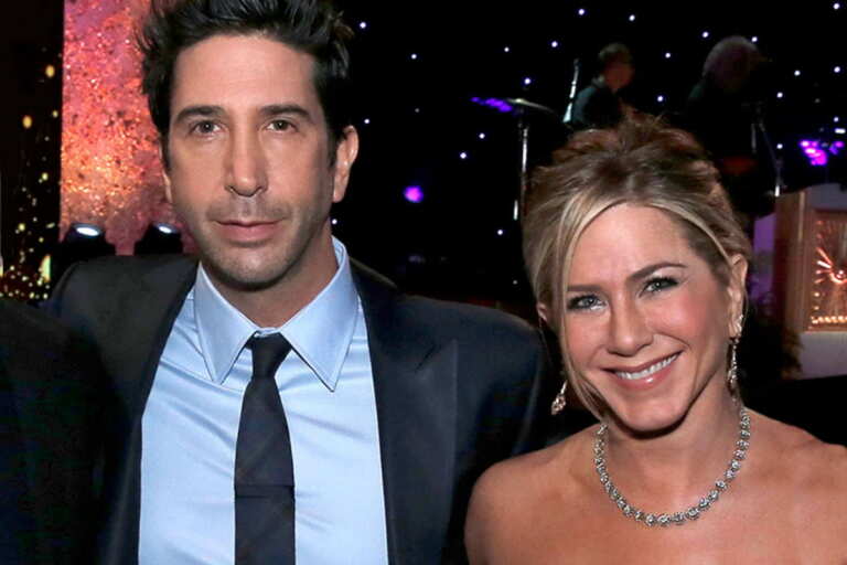 Jennifer Aniston e David Schwimmer di Friends stanno ...