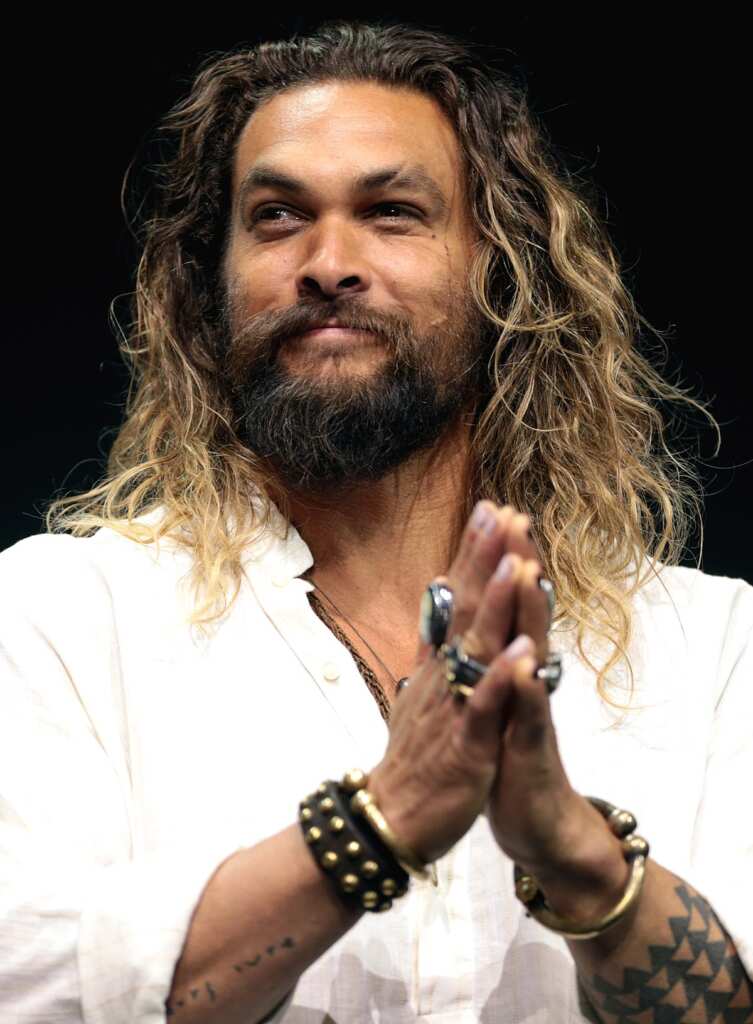 jason_Momoa_by_Gage_Skidmore